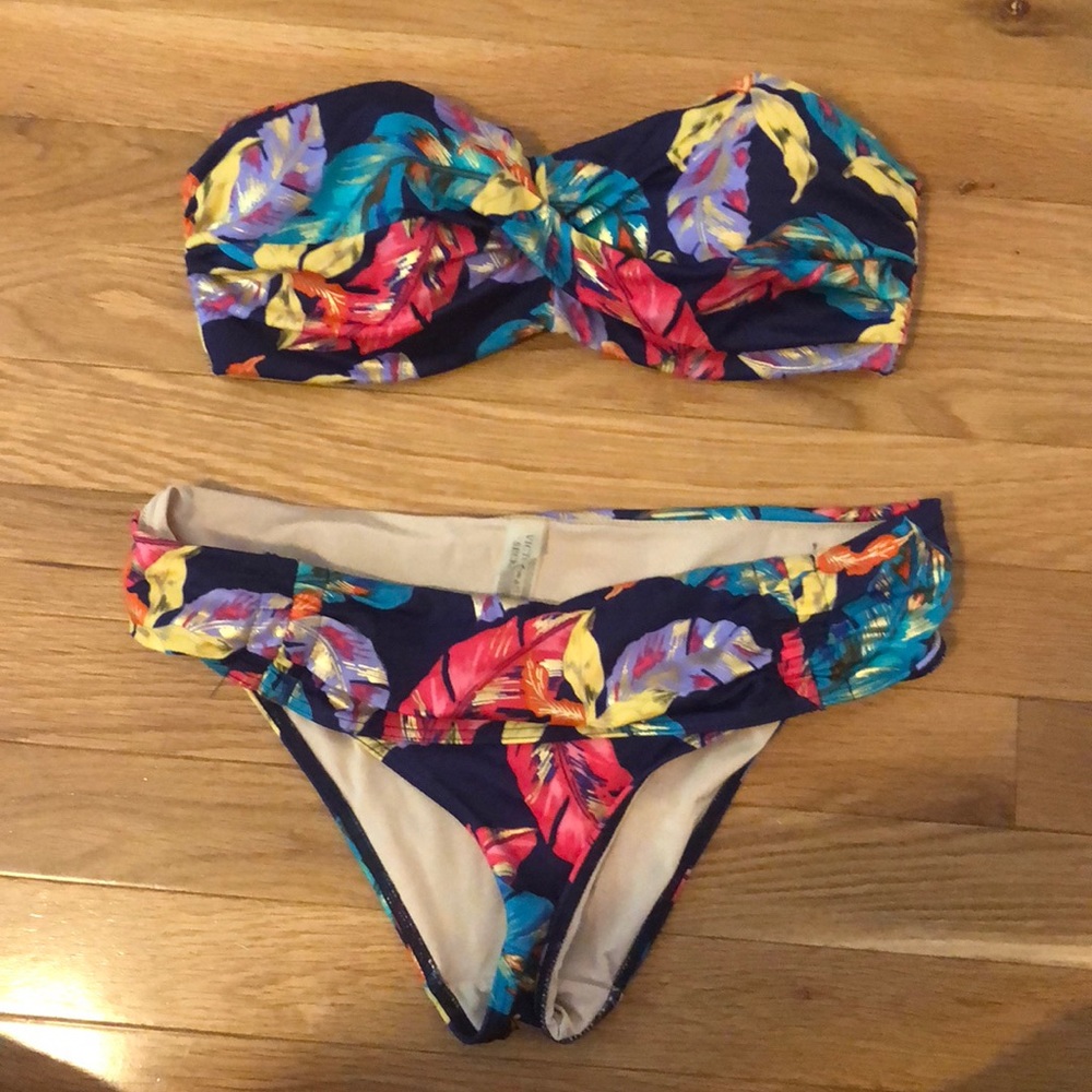 Floral print strapless Victoria’s Secret bikini